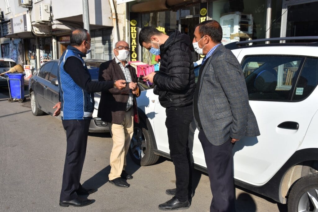 Dargeçit’te sigara ve maske denetimi