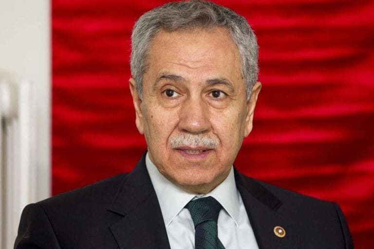 Arınç: “Buyurun istifa mektubumu’ diyebilirim”