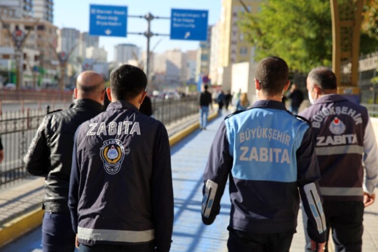 Zabıta ekipleri, sigara denetimi yaptı