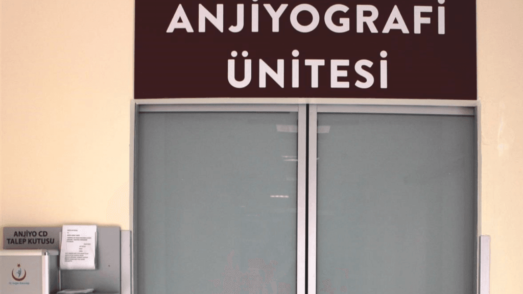 Kızıltepeliler anjiyografi ünitesi için imza kampanyası başlattı