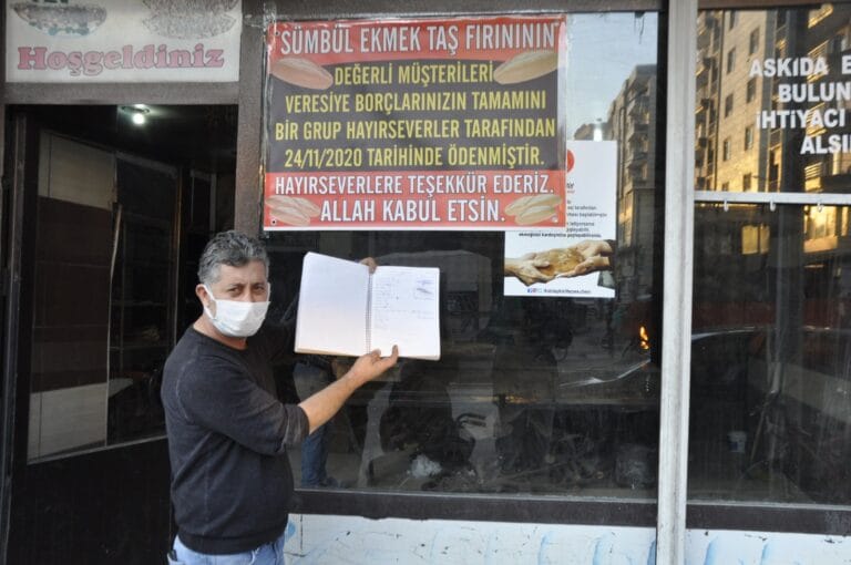 Gizemli kahramanlar bu sefer Kızıltepe’de fırıncının veresiye defterindeki borcu kapattı