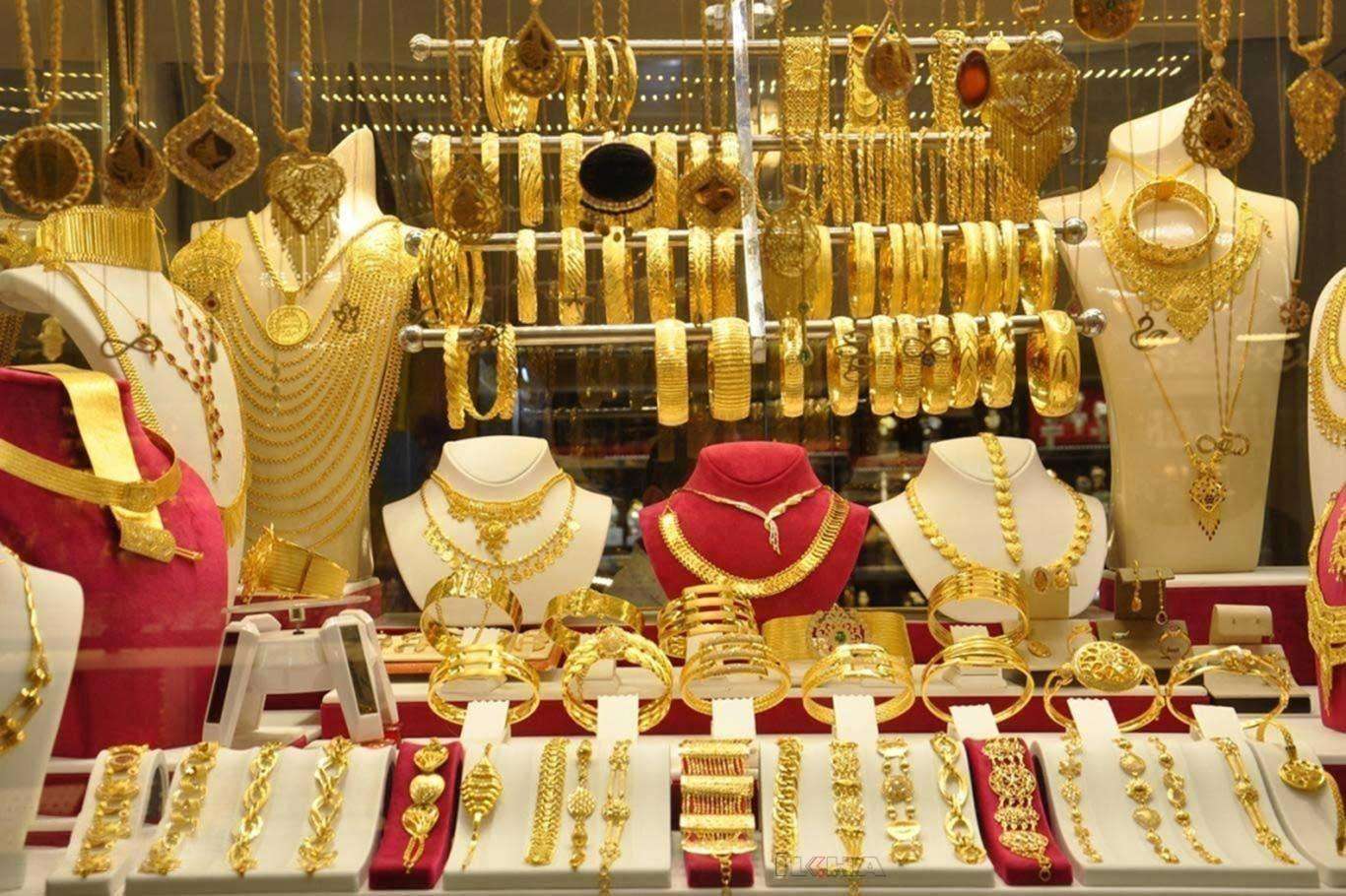 Coronavirüs aşı haberleri altın fiyatını düşürdü