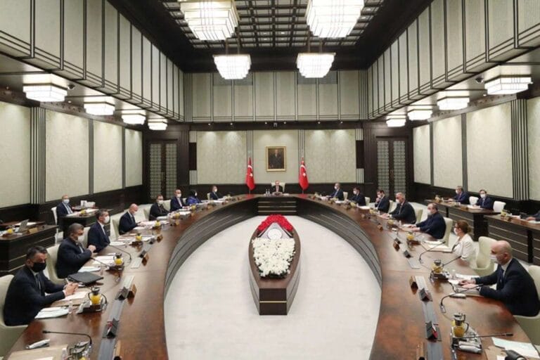 Cumhurbaşkanlığı Kabinesi bugün toplanıyor, yeni kısıtlamalar gelebilir