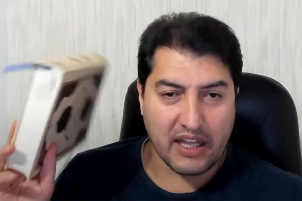 Kur’an-ı Kerim düşmanının dosyası kabarık çıktı!
