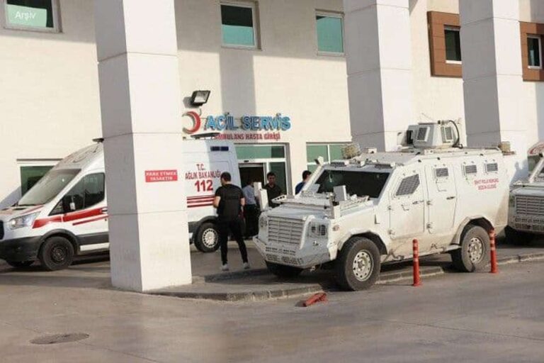 Nusaybin’de gıda zehirlenmesi aynı aileden 2 kişi hayatını kaybetti