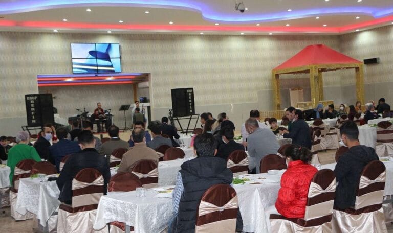 ​Özel hastaneden 10’uncu yıl dönümü kutlaması