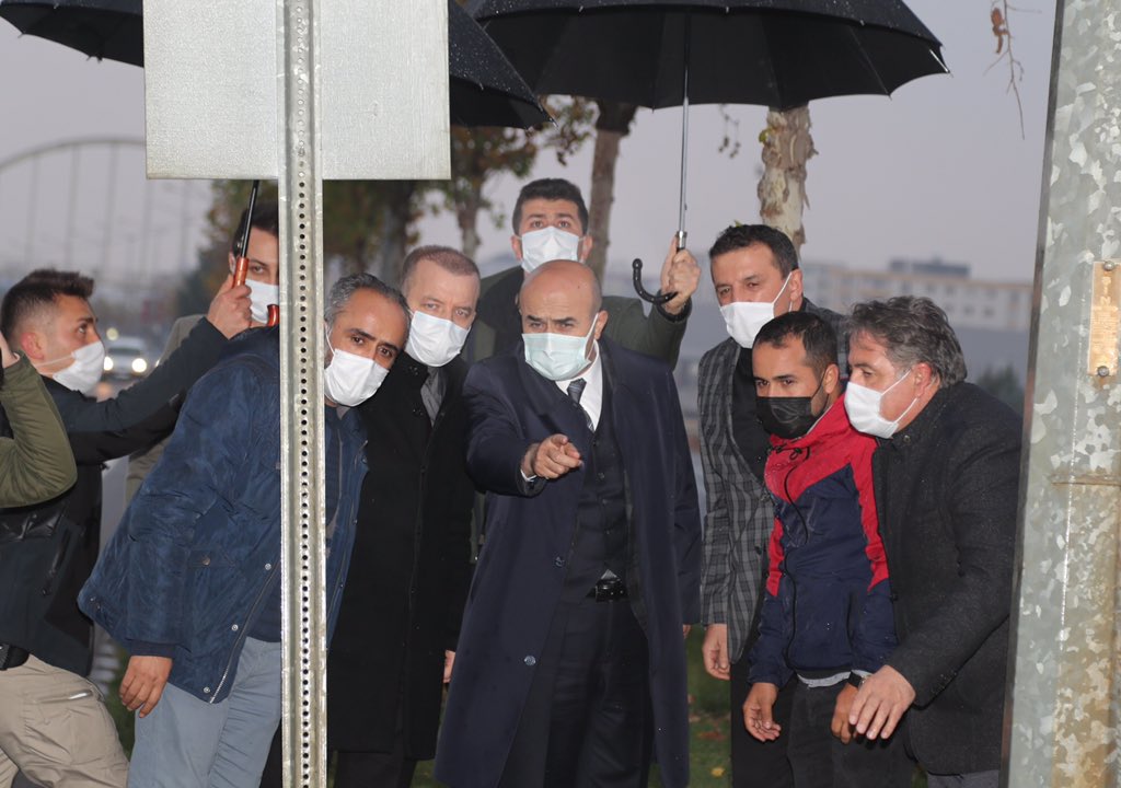 Vali Demirtaş, otomatik sulama sistemleri için incelemelerde bulundu