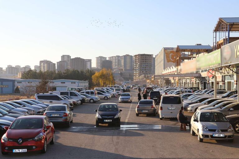 2021 yılında ikinci el araç fiyatları düşecek mi?