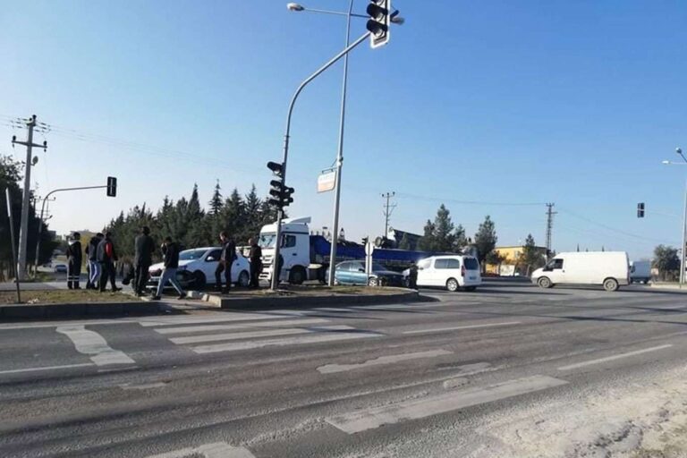 Nusaybin’de “Trafik ışığı arızası kazaya sebep oldu” iddiası