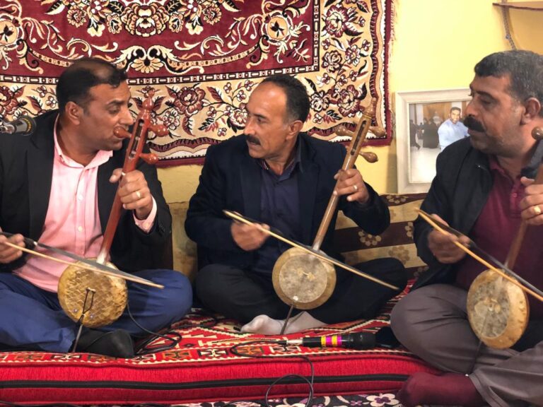 Gezer ailesinden Lı Dine parçası