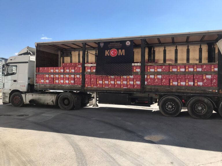 Kızıltepe’de 5 milyon TL değerinde kaçak içki ele geçirildi
