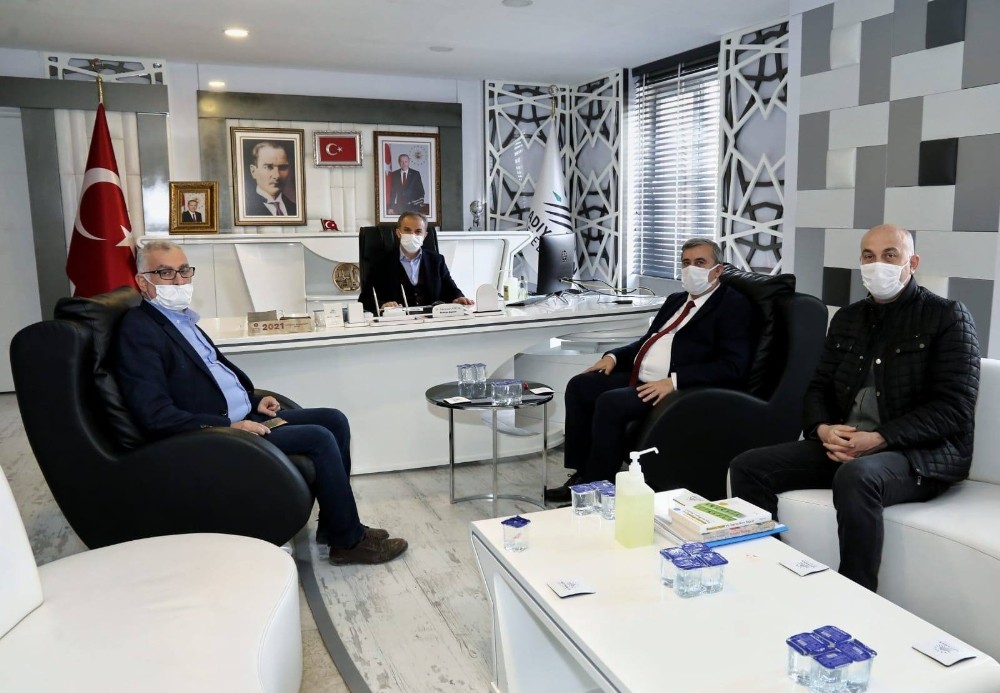 Başkan Kılınç, Müdür Ertürk ile bir araya geldi