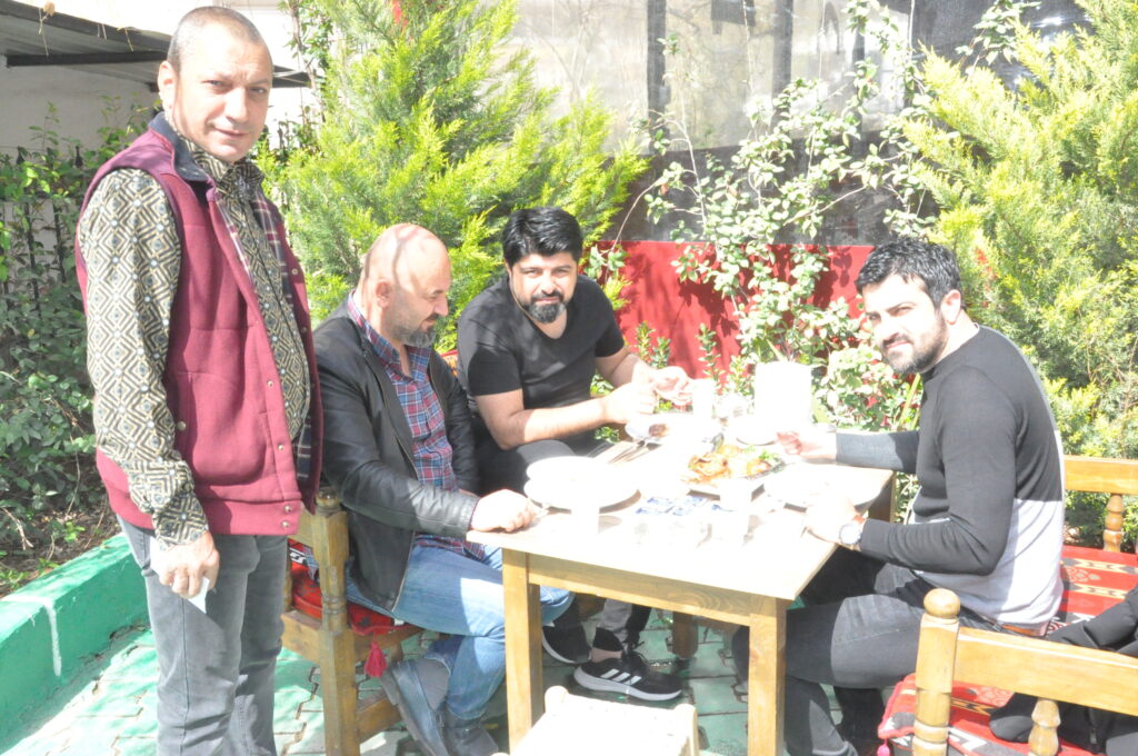 Hikmet usta menüsüne bıldırcın eti ekledi siparişlere yetişemiyor