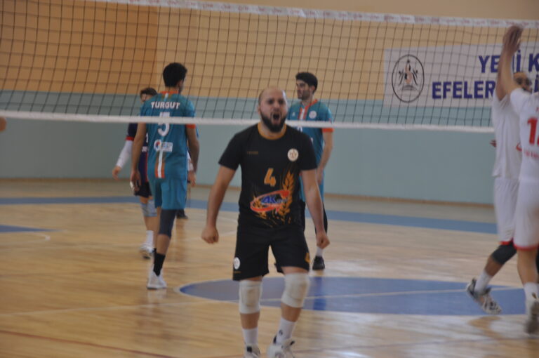 CANLI: SAİNT JOSEPH – YENİ KIZILTEPE SPOR ERKEKLER 1. LİGİ YARI FİNALLERİ