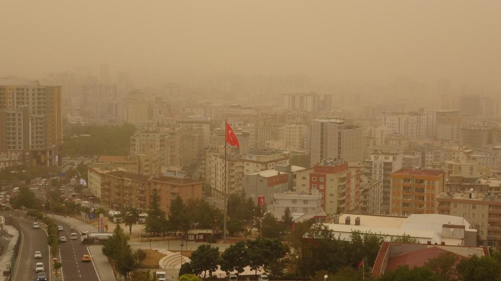 Mardin’de toz fırtınası