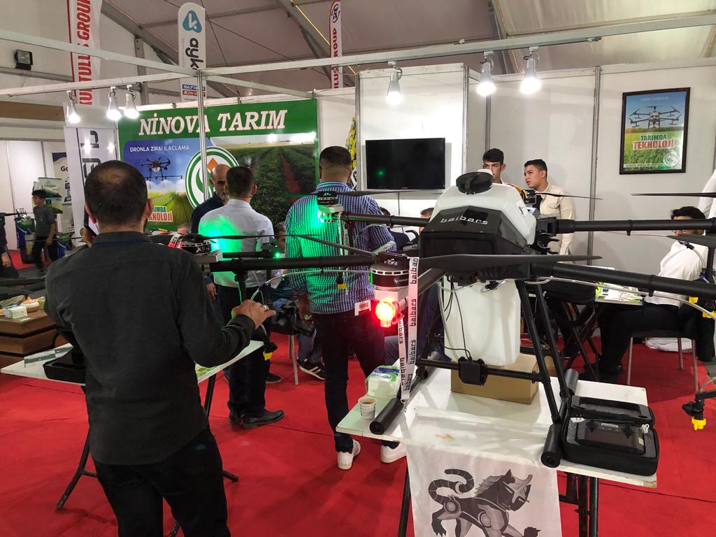 Tarım fuarında Ninova Tarım’ın dronları yoğun ilgi gördü
