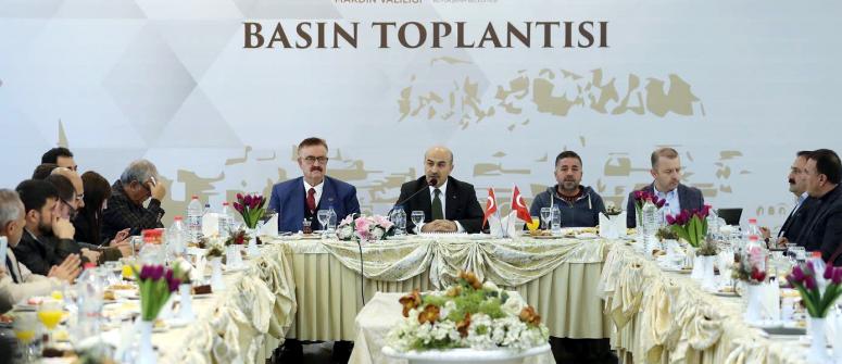 Vali Demirtaş: “ 2022 yılında 43 proje ile 900 milyon liralık yatırım planlanıyor”