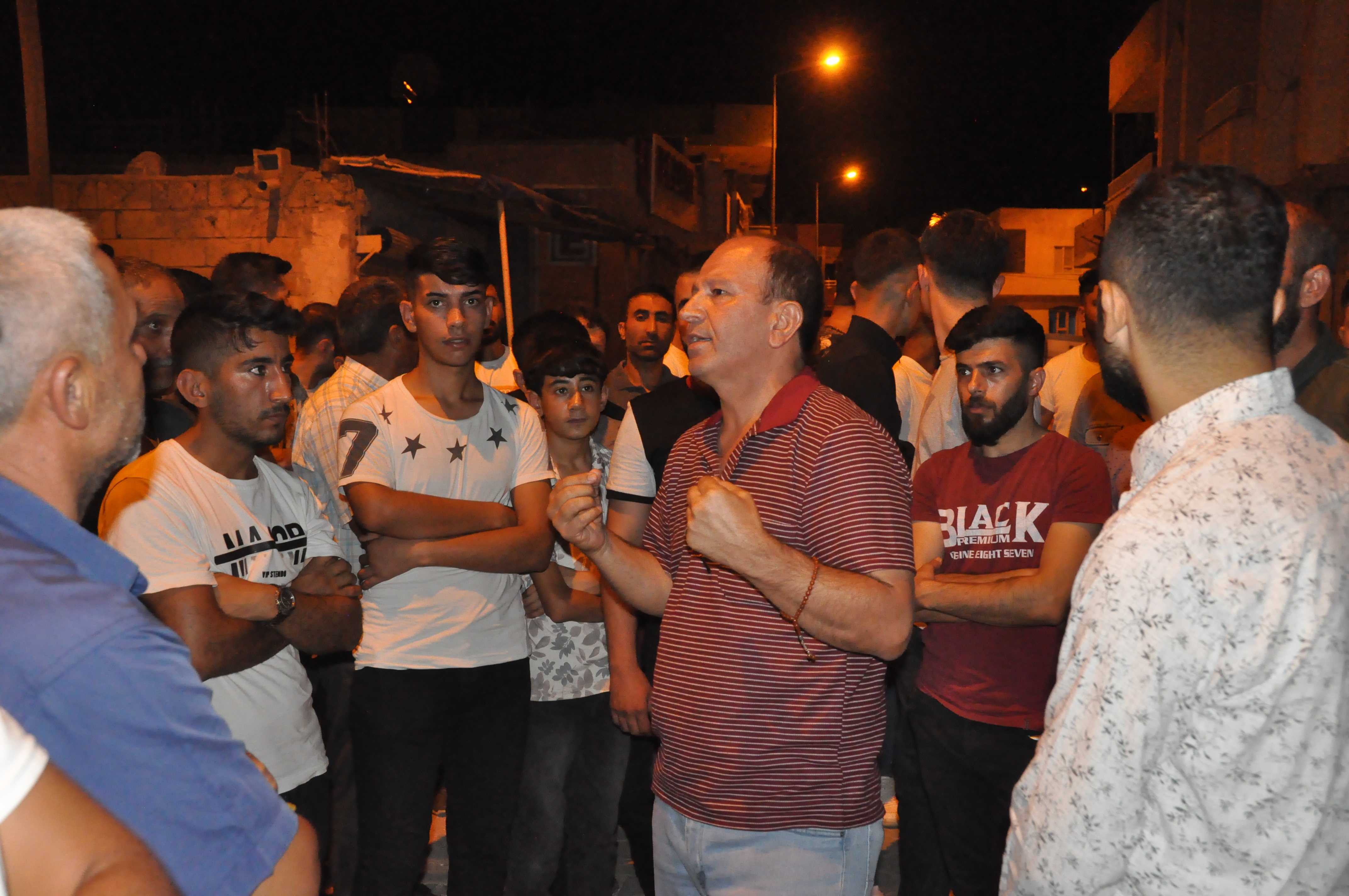 Uyuşturucuya savaş açan mahallenin muhtarı Kandemir: Herkes kendi evinin çöpünü temizlerse o mahalle tertemiz olur