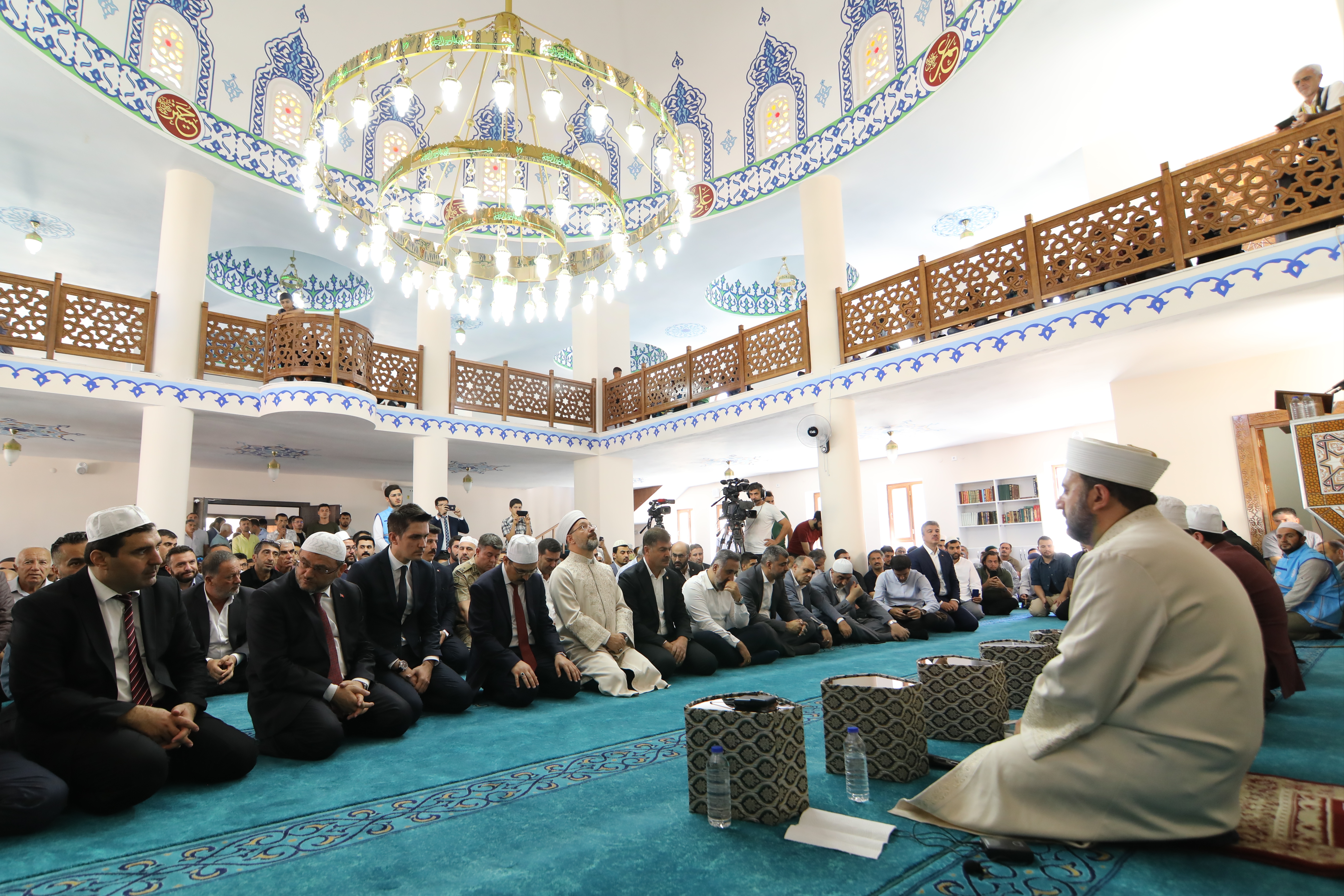 Diyanet İşleri Başkanı Erbaş Derik’te Mevlid ve dua programına katıldı