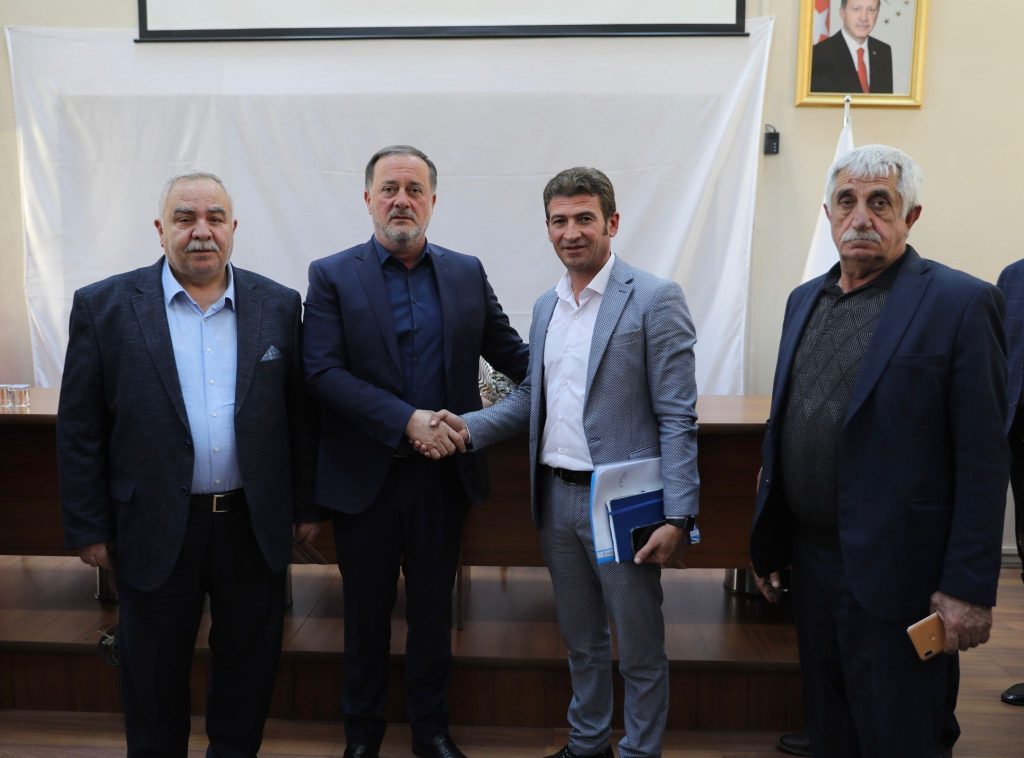Artuklu Belediyesinden çalışanlara yüzde yüz zam