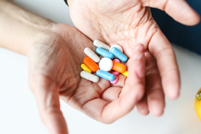 Mardin Eczacılar Odası: Antibiyotik Direnci Halk Sağlığını Tehdit Ediyor