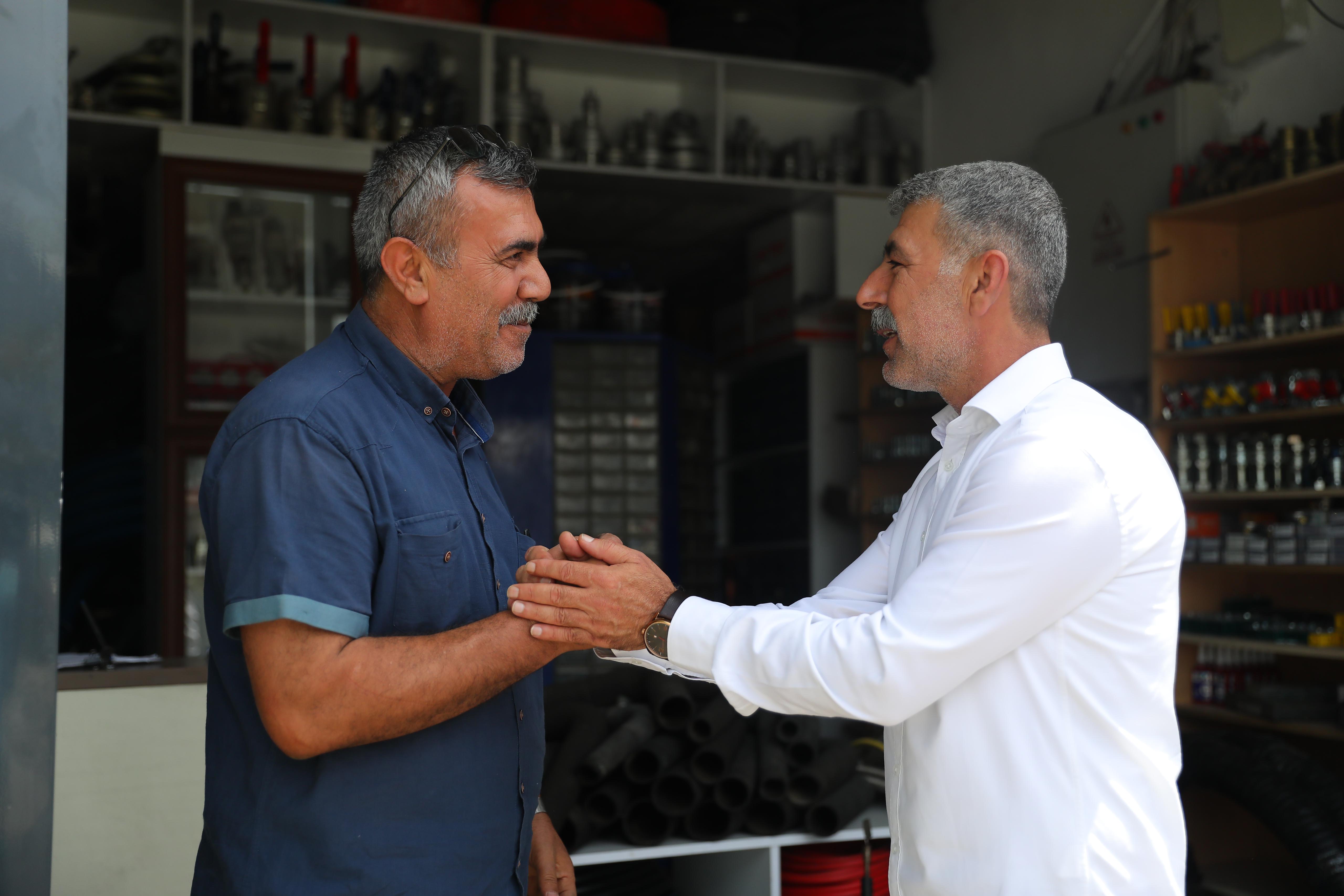 Başkan Amak: Yol ve çöp sorununu çözeceğiz