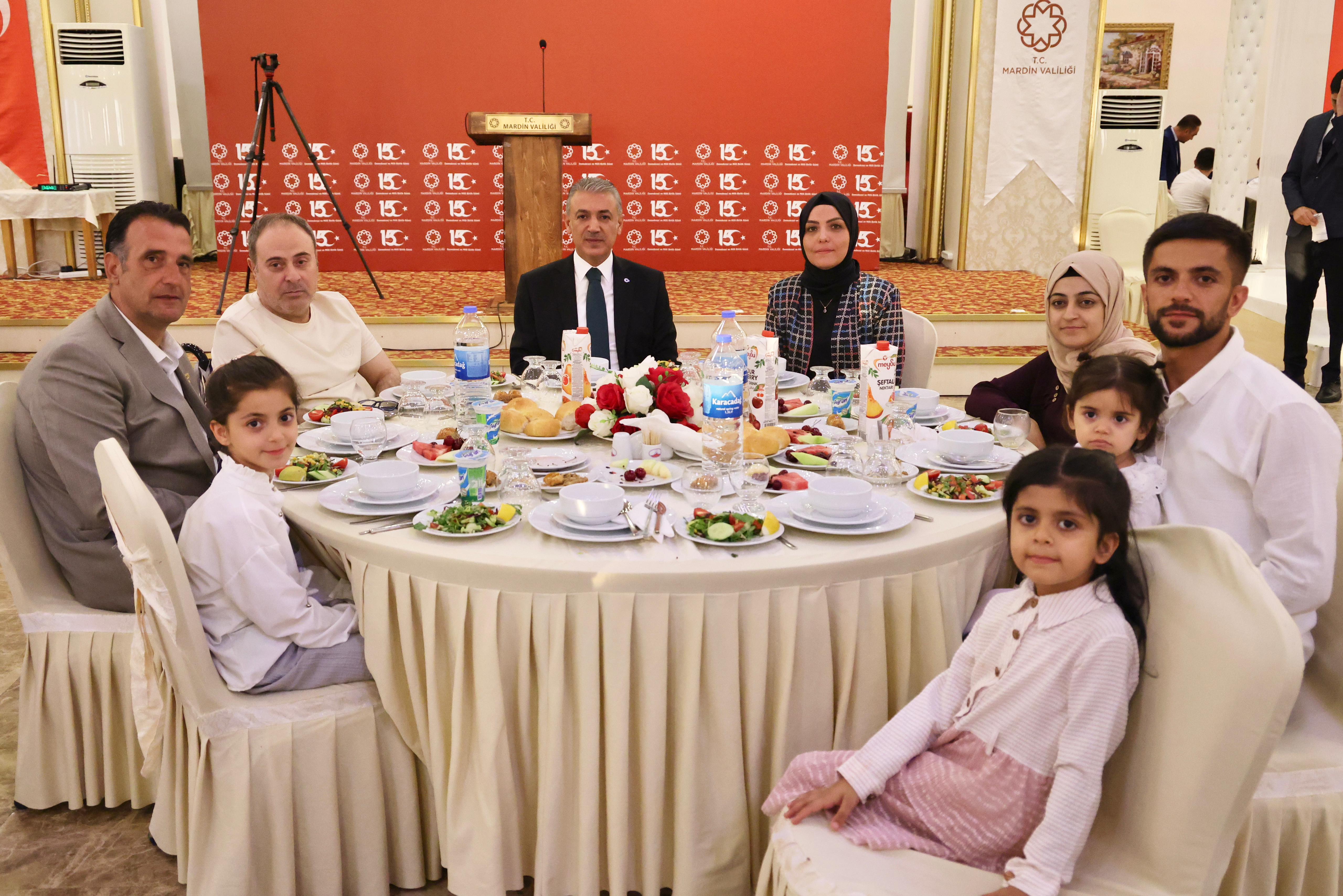 Mardin Valisi Tuncay Akkoyun, Şehit Aileleri, Gazi ve Aileleriyle bir araya geldi