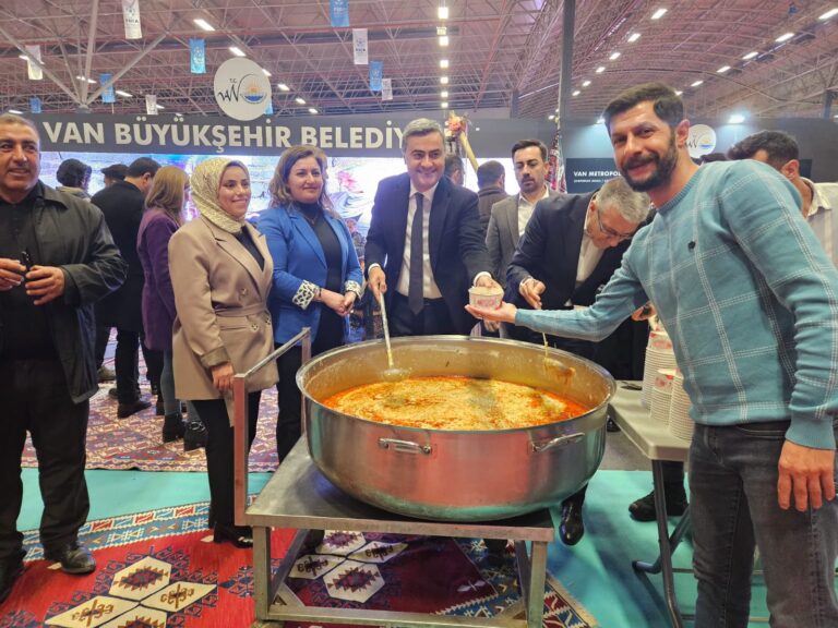 Doğu Anadolu Fuarında Mardin’i Derik Belediyesi Temsil ediyor