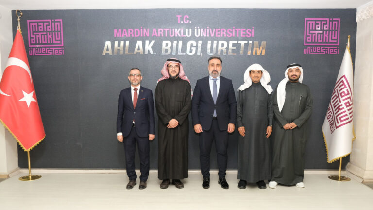 Üniversiteden Suudi Arabistan  Heyeti ile Protokol