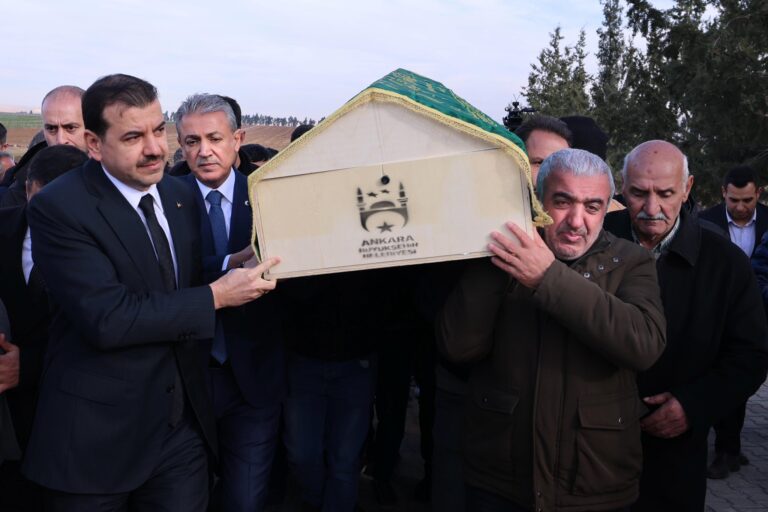 Bolu’daki faciada hayatını kaybeden Dilara’ya veda