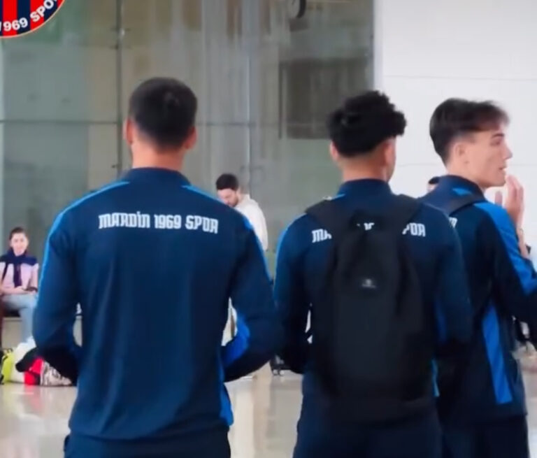 Mardin 1969 Spor kafilesini taşıyan uçak arıza yaptı