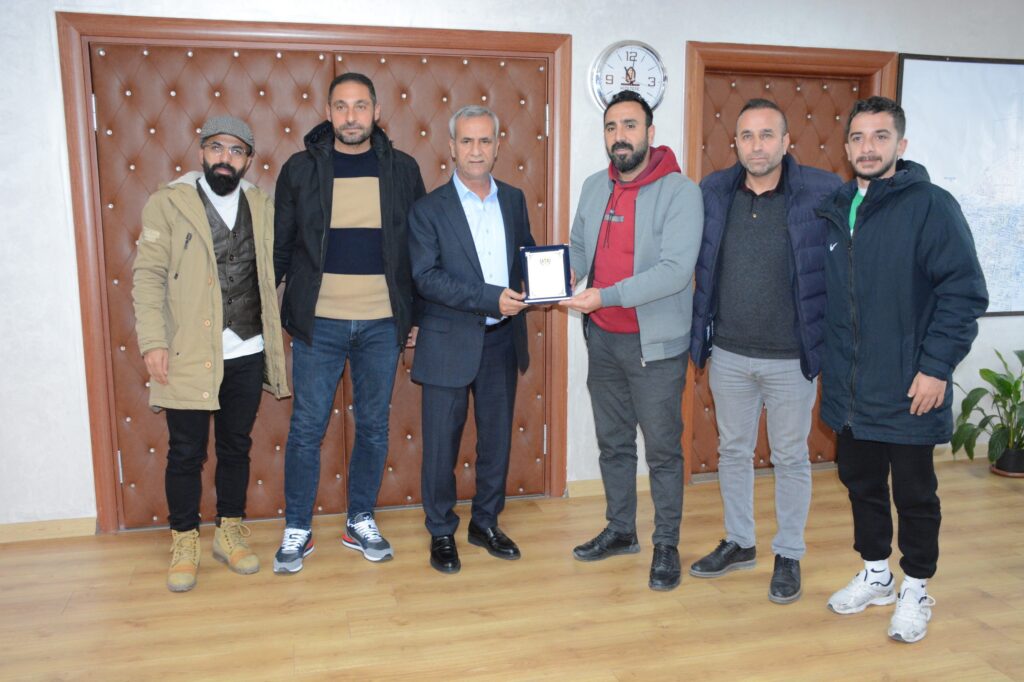 Kızıltepe 47 Spor’dan Başkan İpek’e ziyaret