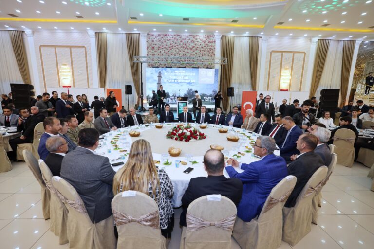  Nusaybin’de iftar programı düzenlendi