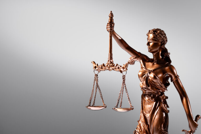 Başkan Aşar’dan Avukatlar Günü Paylaşımı