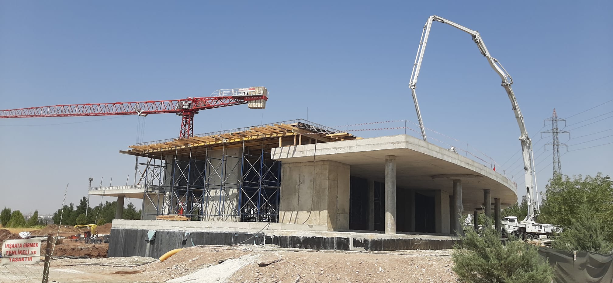 Dicle Üniversitesi’nde Öğrencilere Yeni Yaşam Alanı: Proje Hızla Yükseliyor