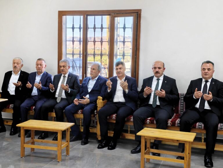 Cengiz Demirkaya, Murat Dündar’ın taziyesine katıldı