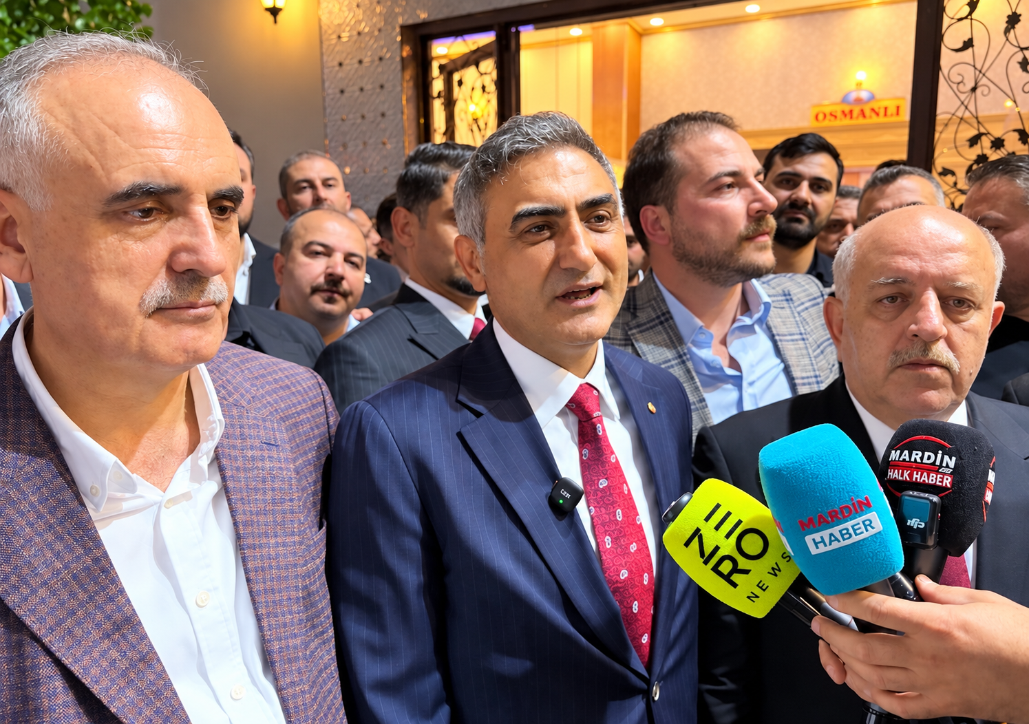 Hatip Çelik Yeniden Başkan: Ötekileştirmeden hizmet edeceğiz