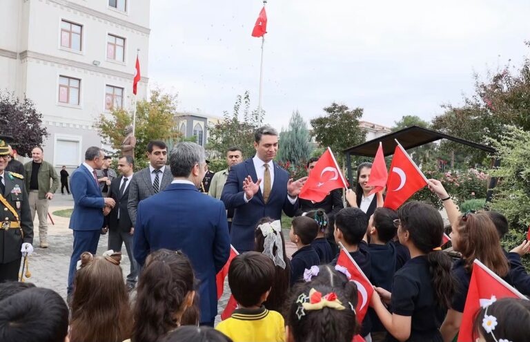 Kızıltepe Kaymakamı Acar’dan 29 Ekim Cumhuriyet Bayramı mesajı