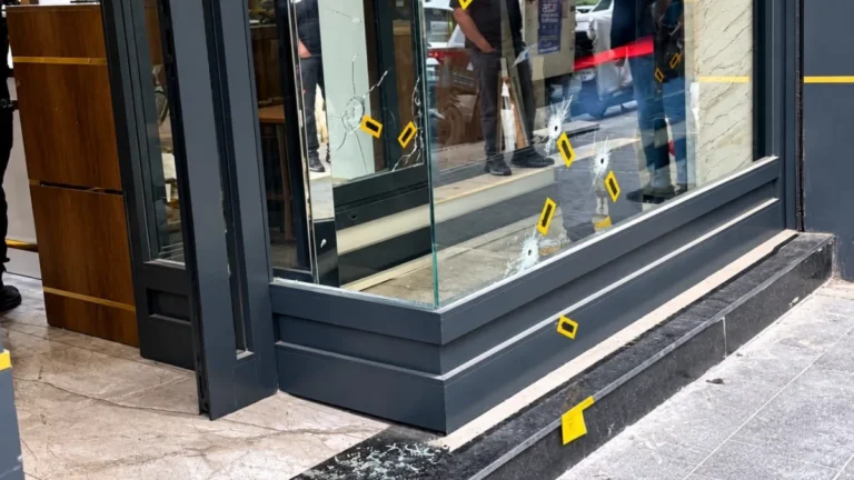 Kızıltepe’de Kuyumcu Dükkânına Silahlı Saldırı: 9 Mermi İsabet Etti